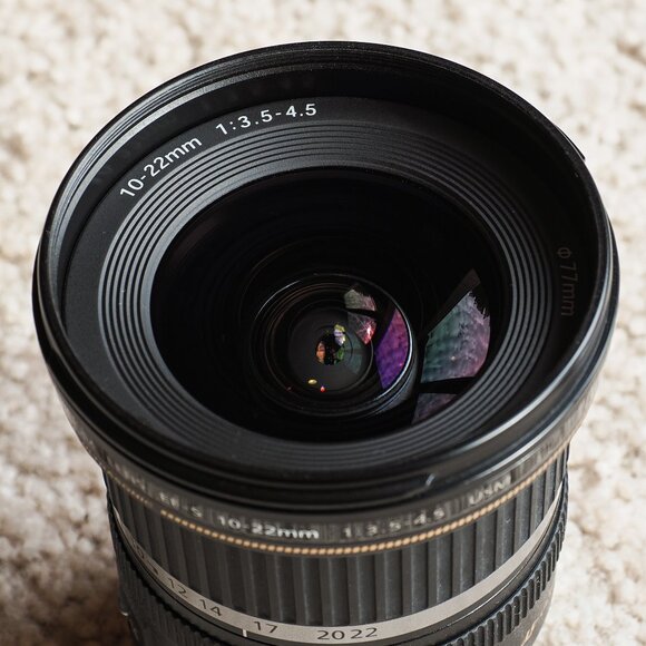 Canon EF-S 10-22mm f/3.5-4.5 USM - Picture 3 of 3